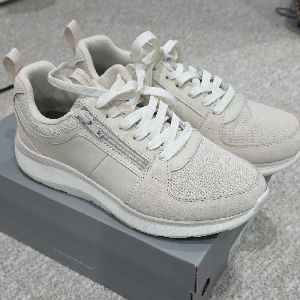 Vionic Shoes White Athena Sneakers with Arch Support, Size 9